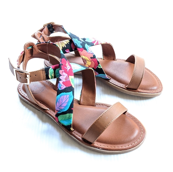 MOJO MOXY Breezes Vegan Leather Strappy Summer Sandals - Picture 2 of 12
